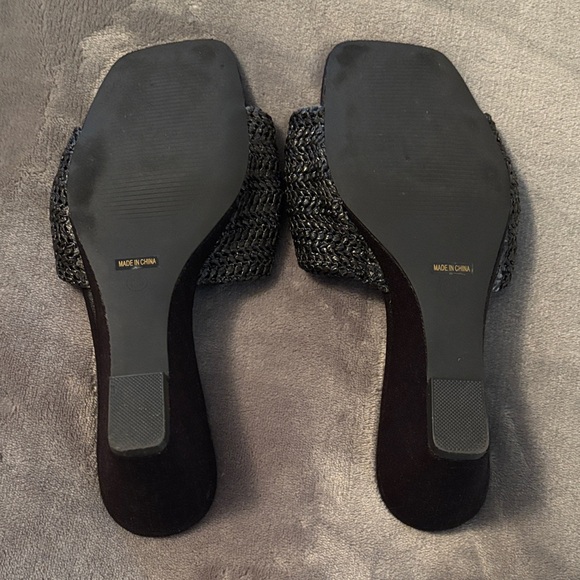 Modatope Elegant Black Wedge Sandals - Picture 4 of 4